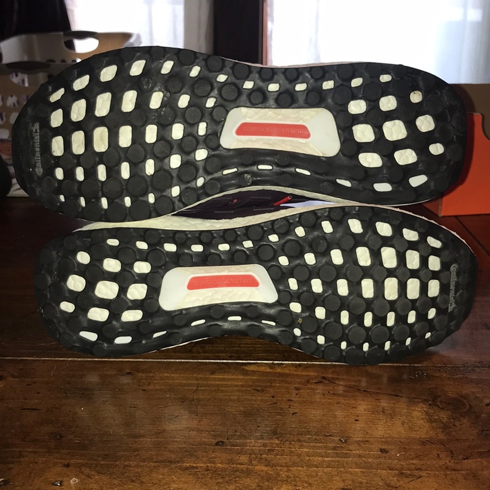 Ultraboost 4.0 “Noble Red” - Picture 8 of 8